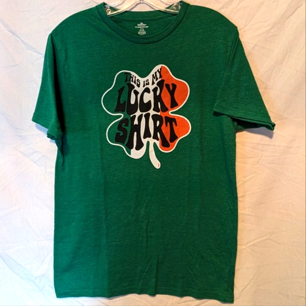 This Is My Lucky Shirt Shamrock Tee Size Small